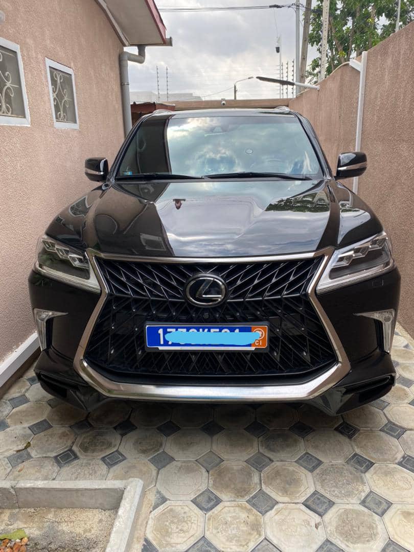 Lexus LX 570