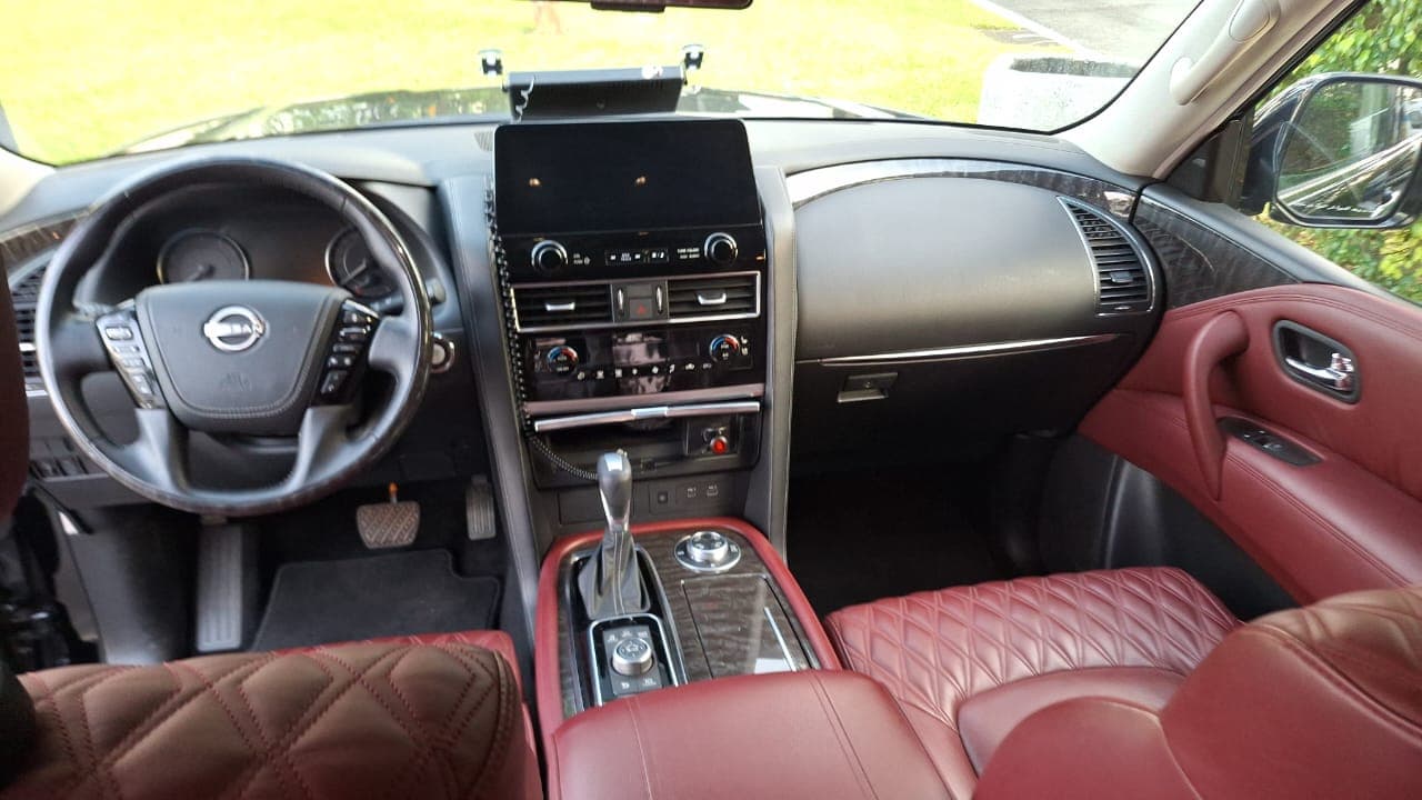 Nissan Patrol Platinum photo 2