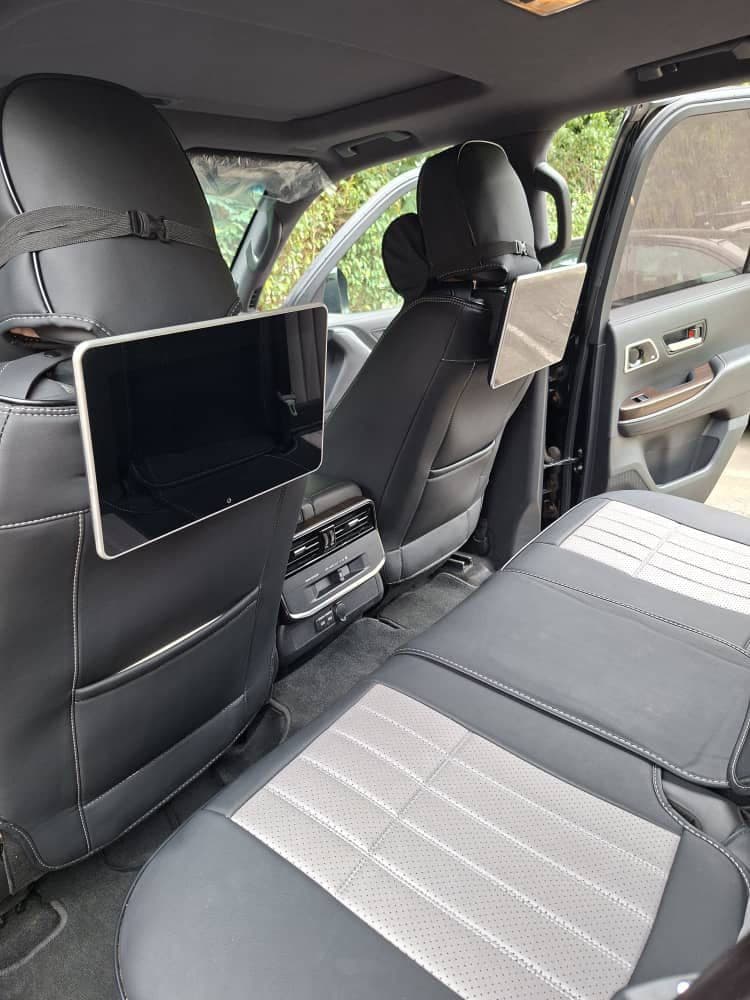 Toyota Land Cruiser TWN Turbo photo 3