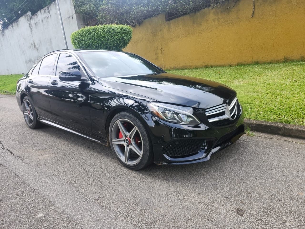 Mercedes-Benz C300