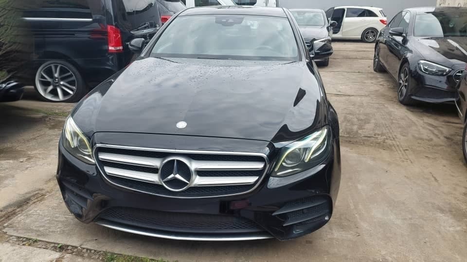 Mercedes-Benz C300