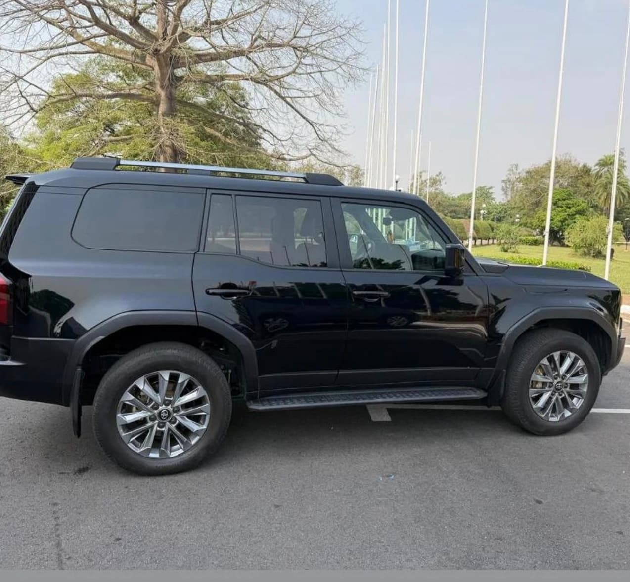 Toyota Land cruiser Prado photo 5