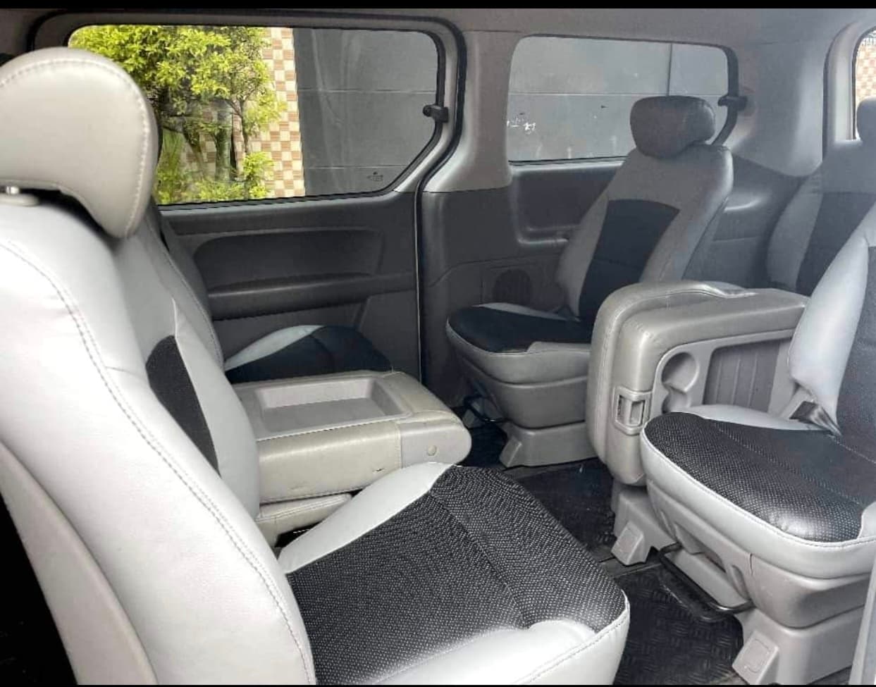 Hyundai Starex 12 places photo 4