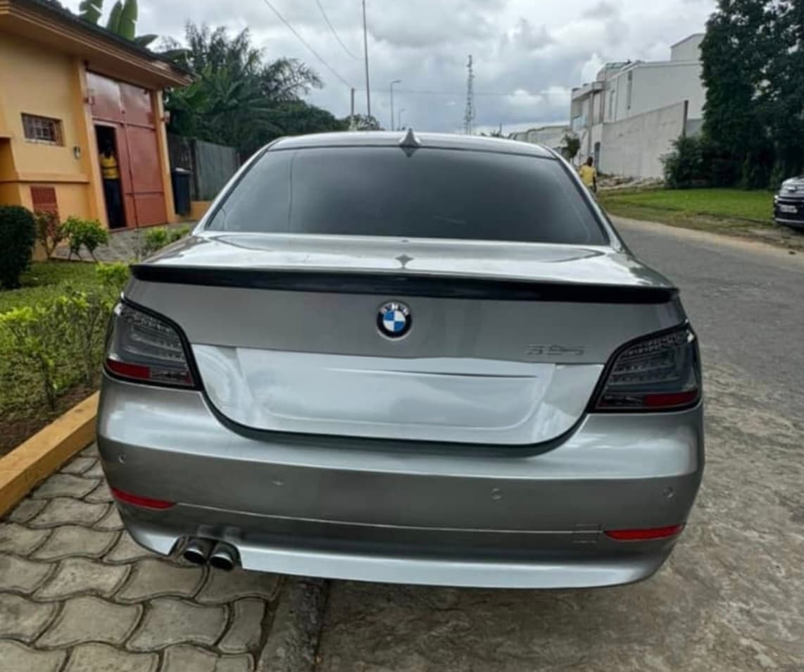 BMW E90 photo 4