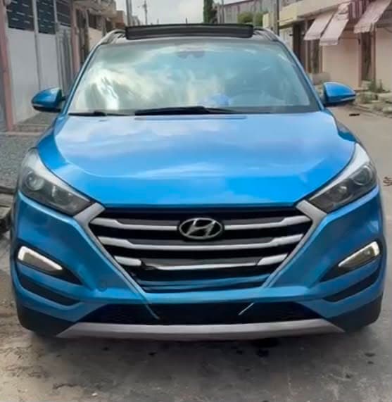 Hyundai Tucson photo 2