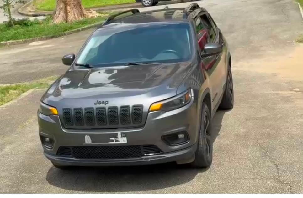Jeep Cherokee