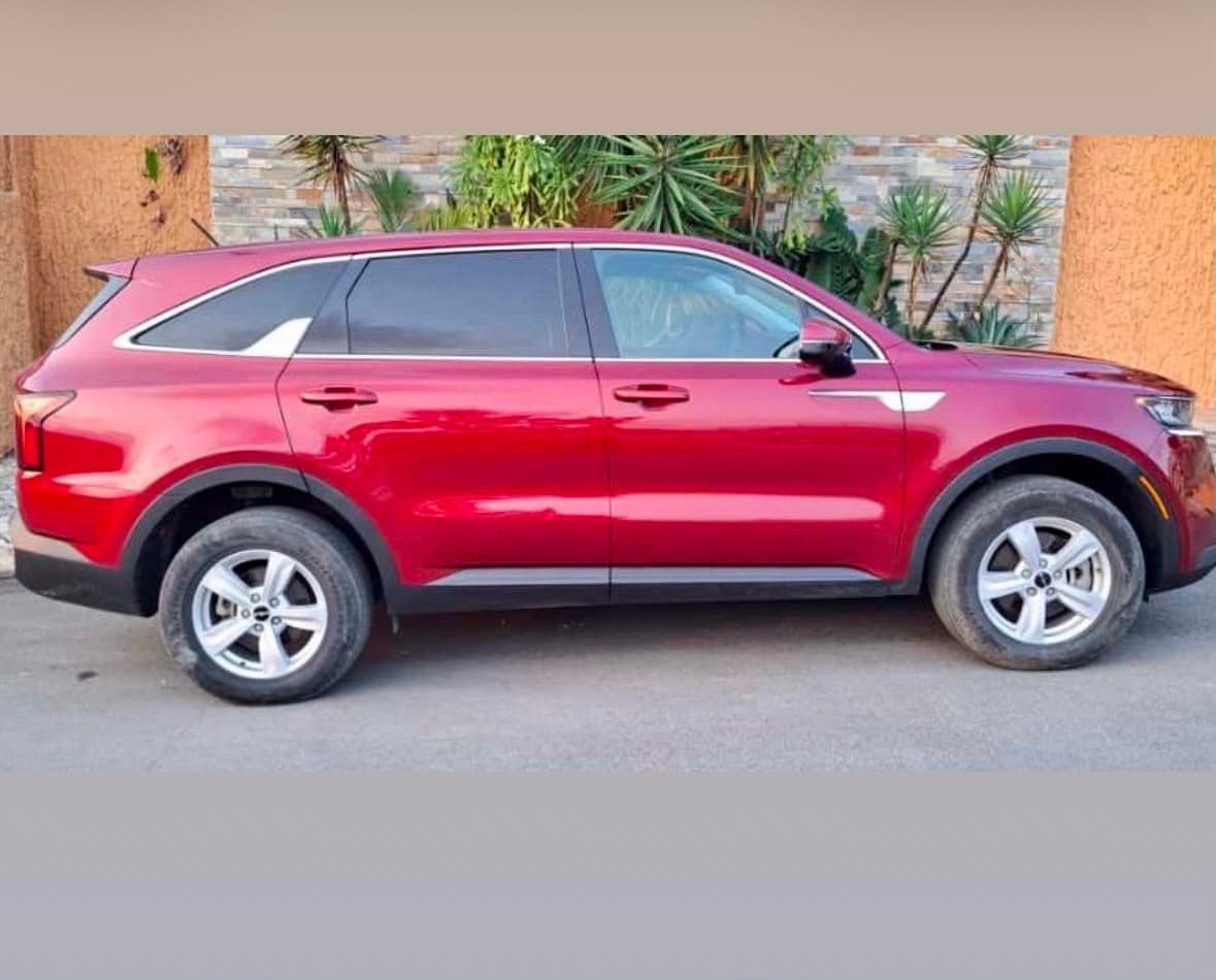 Kia Sorento photo 3