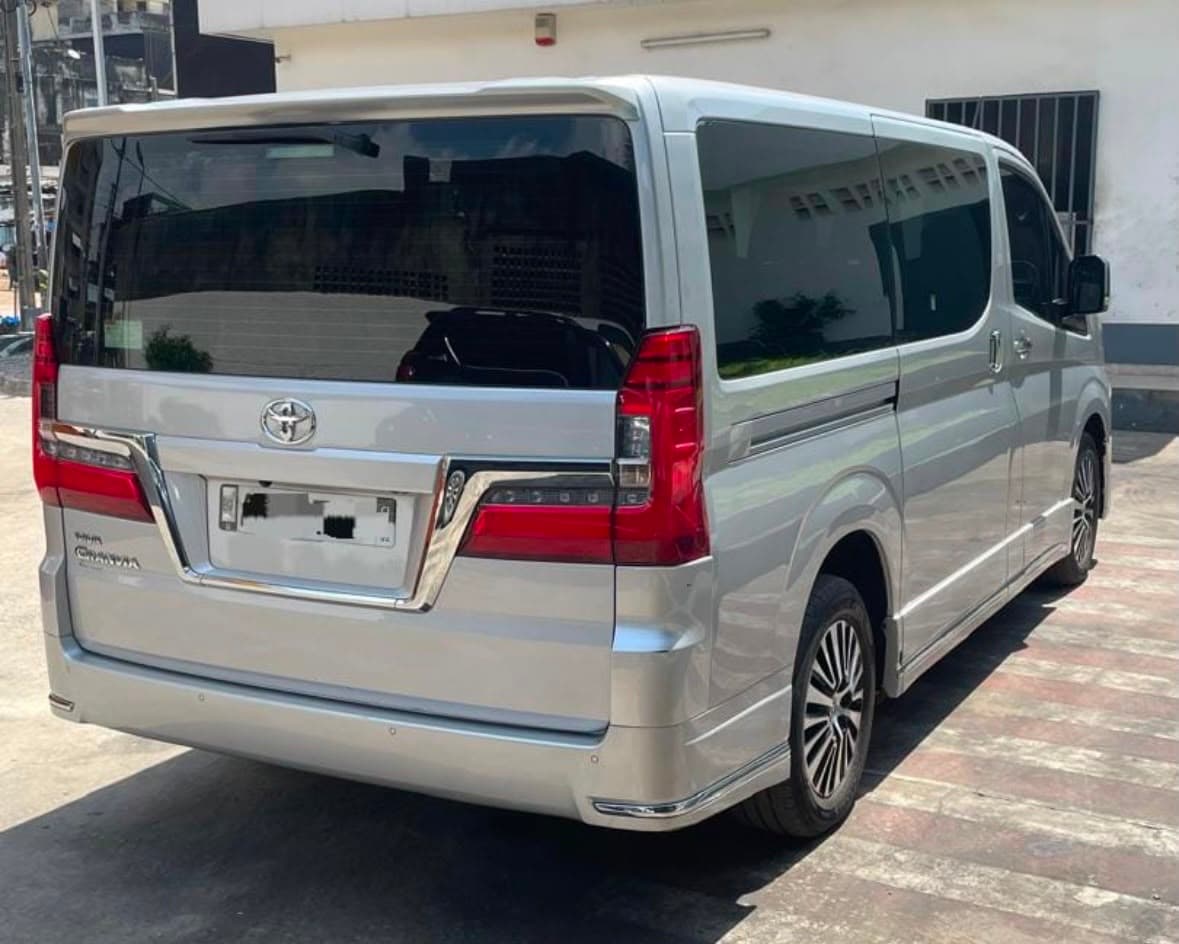 Toyota GRANVIA - Salon 6 places photo 5
