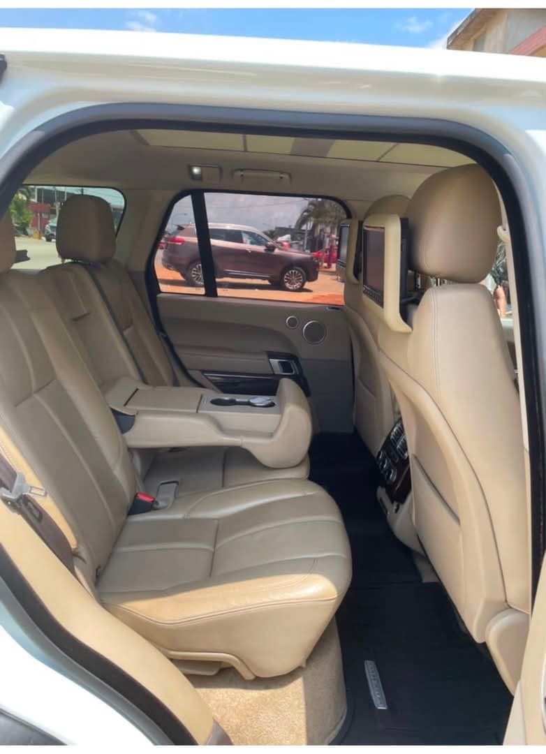 Range Rover Vogue photo 4