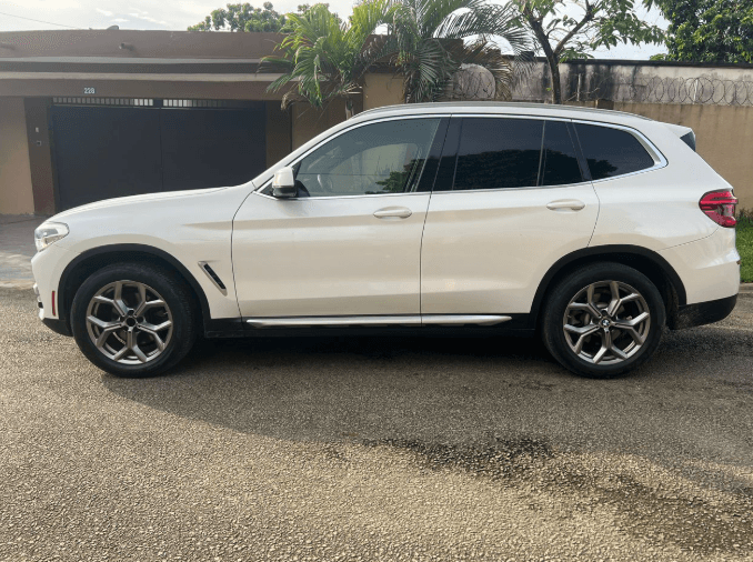 BMW X3 photo 2