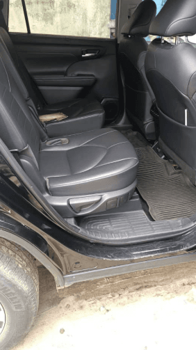 Toyota Highlander photo 4