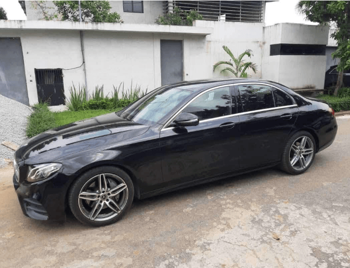 Mercedes-Benz Class E200 photo 2