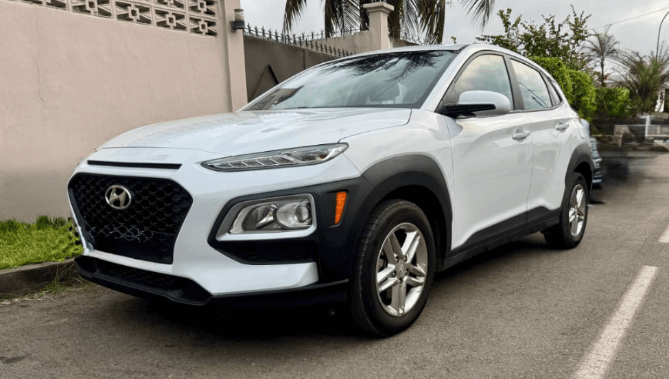 Hyundai KONA photo 2