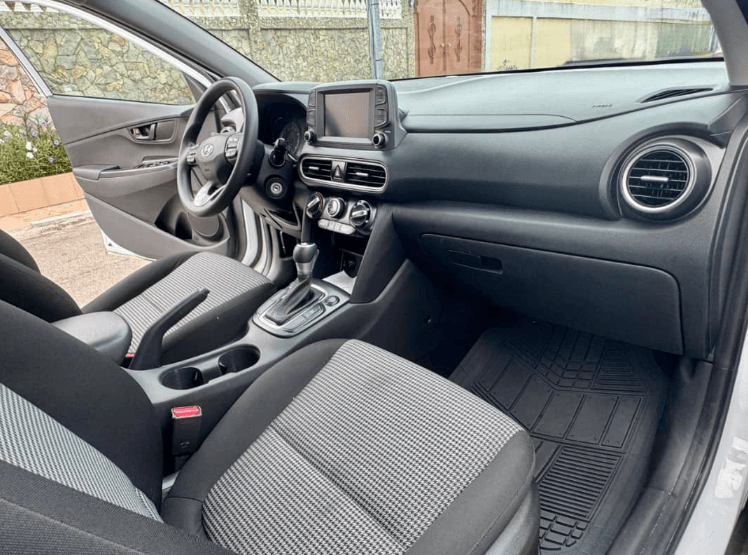 Hyundai KONA photo 3