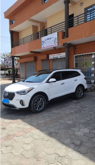 Hyundai SANTAFE XL 7 PLACES photo 2