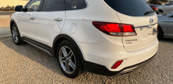 Hyundai SANTAFE XL 7 PLACES photo 5