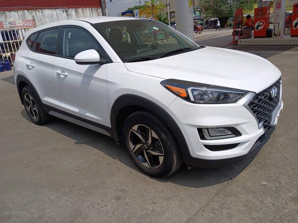 Hyundai Tucson photo 2