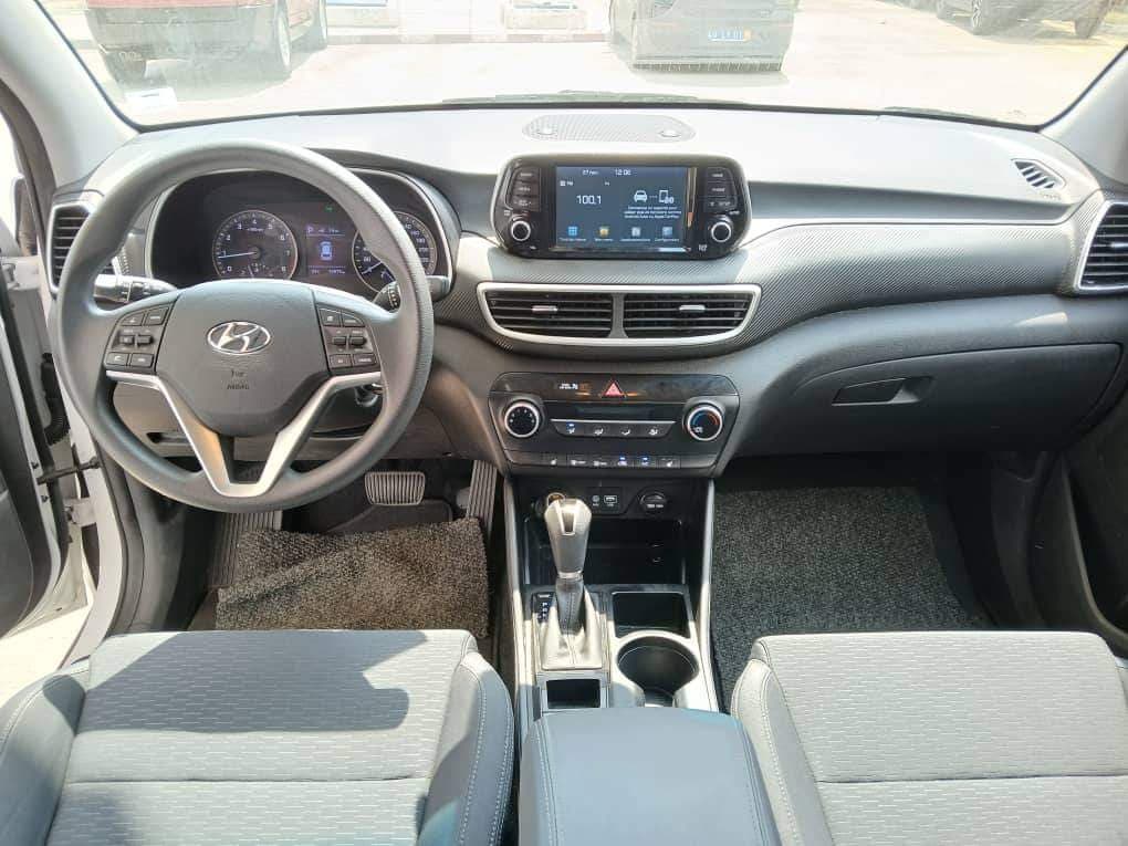 Hyundai Tucson photo 3