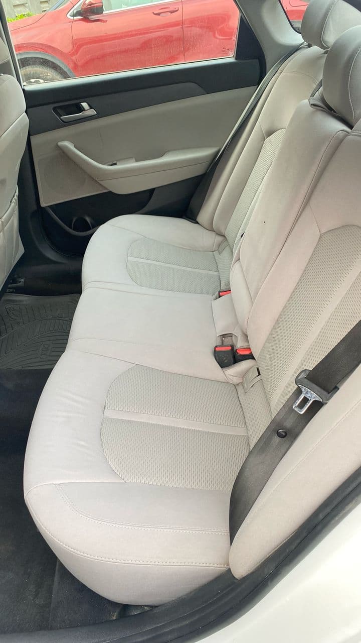 Hyundai SANTAFE photo 4