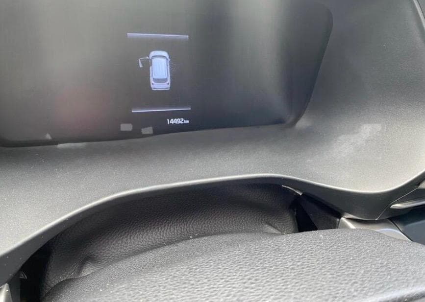 Kia CARENS photo 4