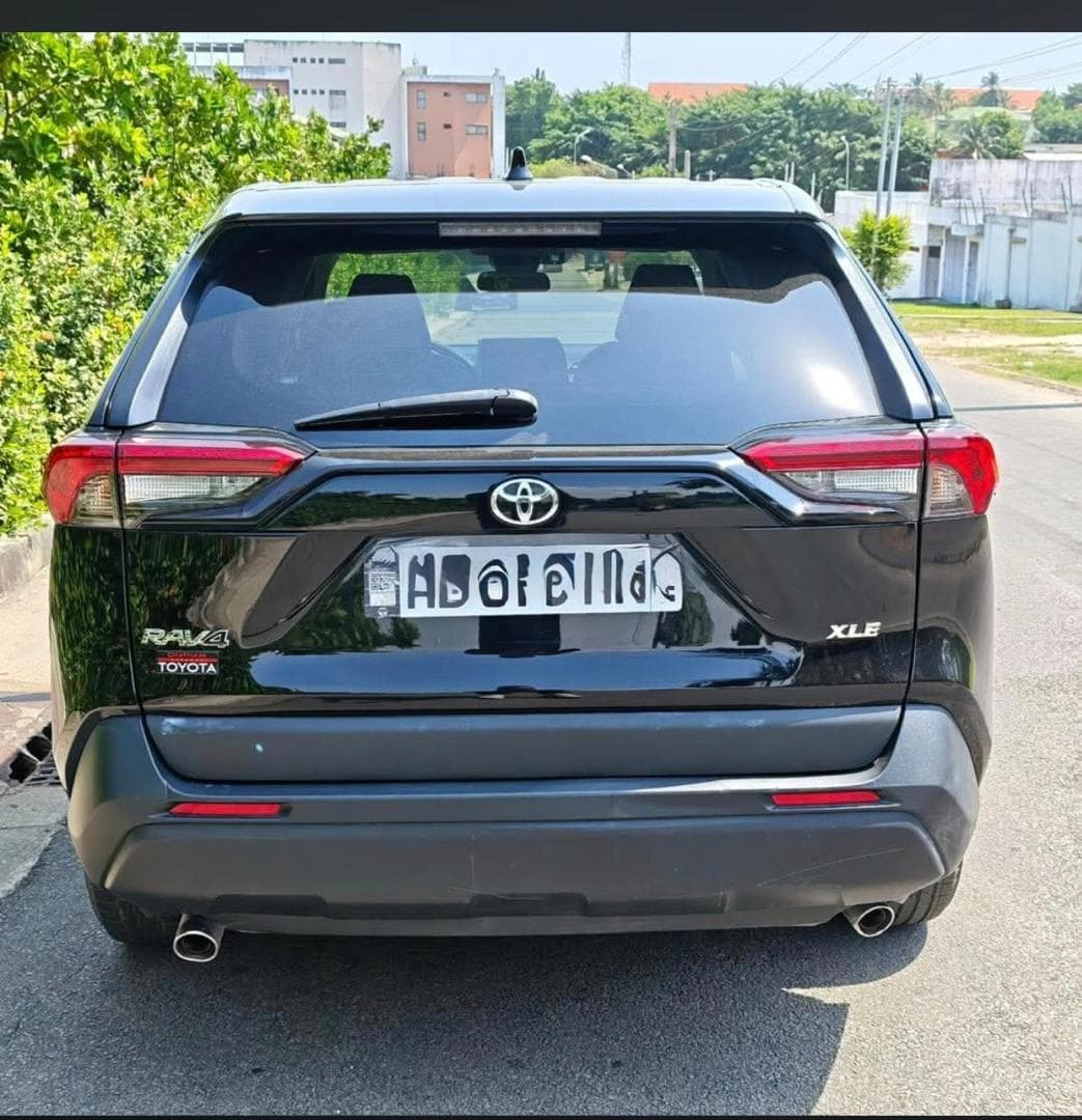 Toyota RAV4 photo 5