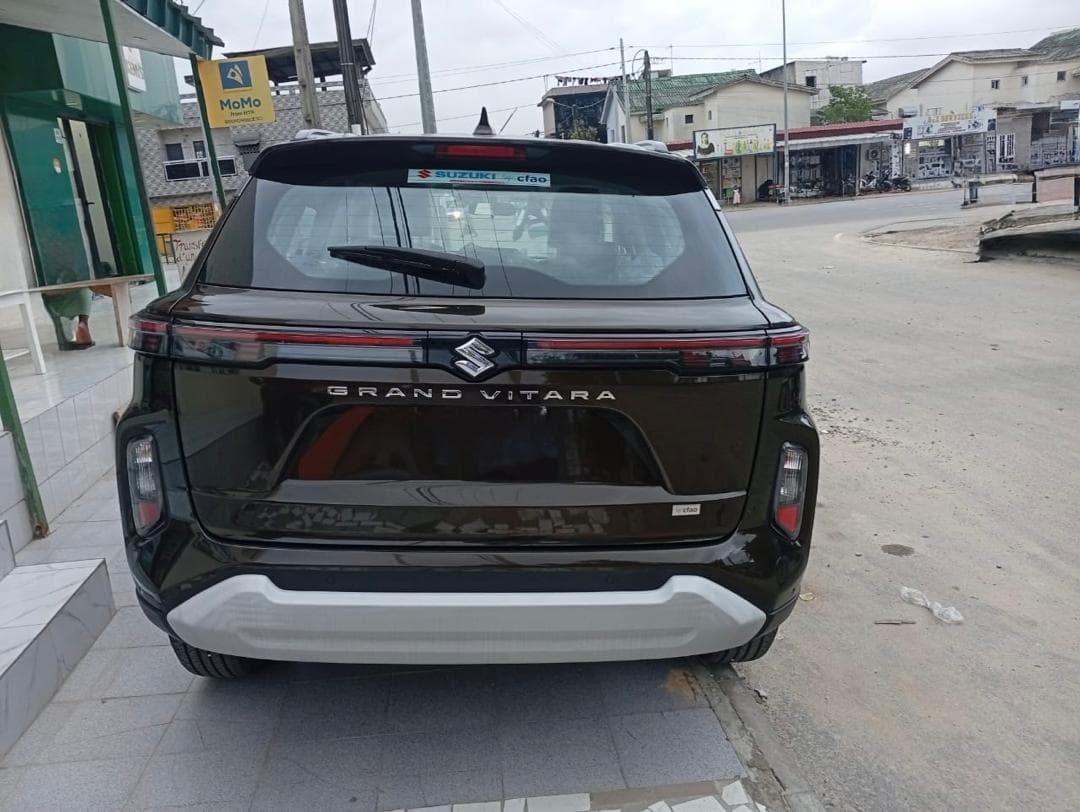 Suzuki Grand VITARA photo 4