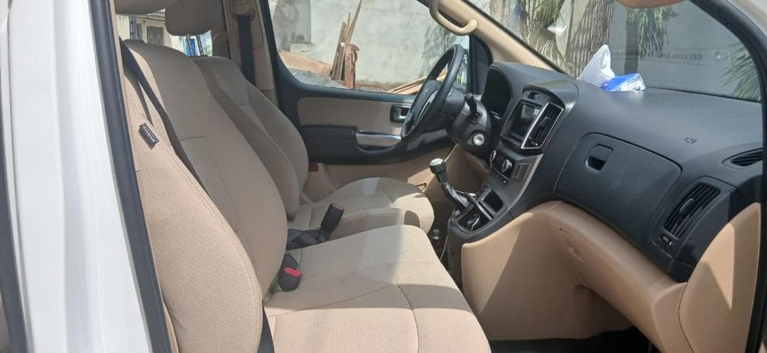 Hyundai VAN H1 photo 3