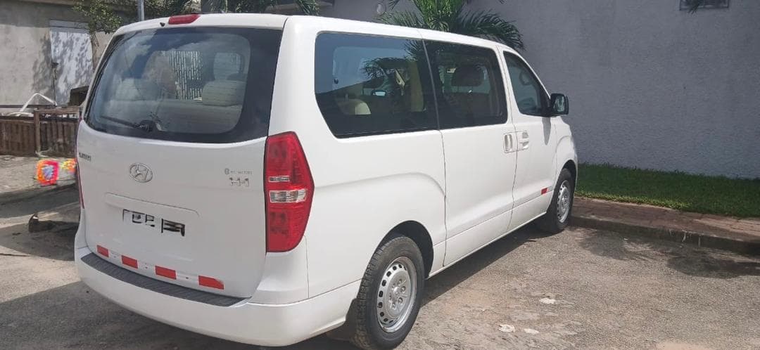 Hyundai VAN H1 photo 5
