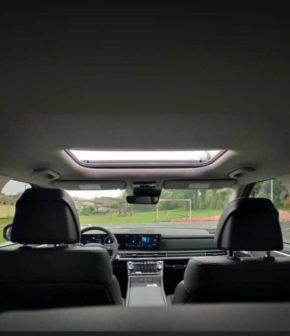 Hyundai SANTAFE photo 4