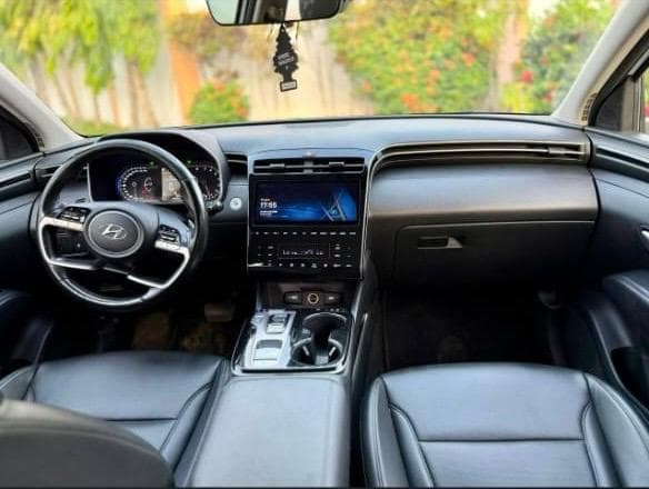 Hyundai Tucson photo 3