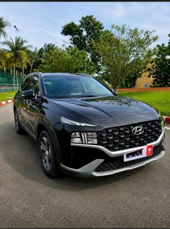 Hyundai SANTAFE photo 2