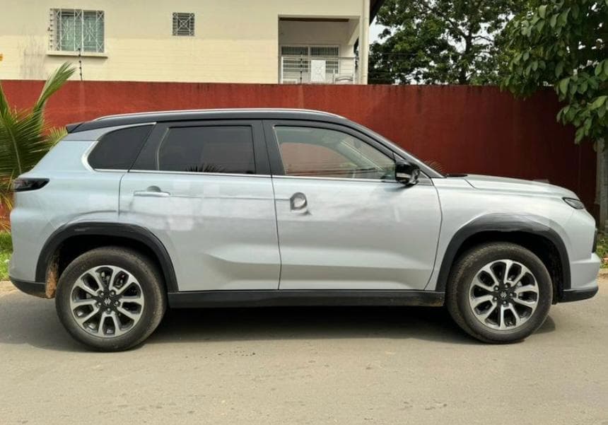 Suzuki Grand VITARA photo 2