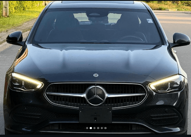 Mercedes-Benz C300