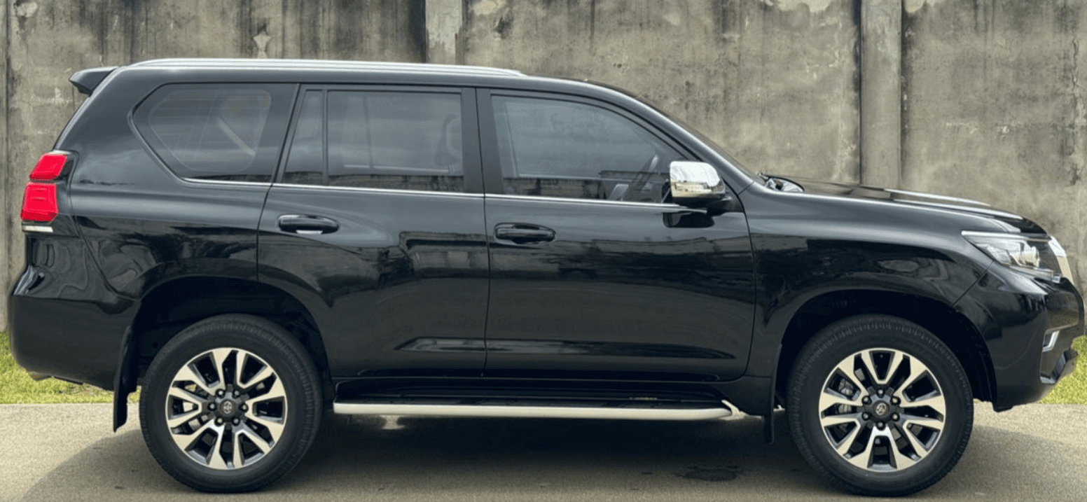 Toyota Land cruiser Prado VX photo 2