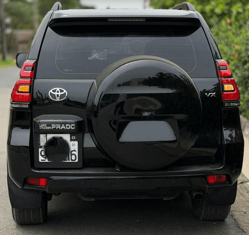 Toyota Land cruiser Prado VX photo 5