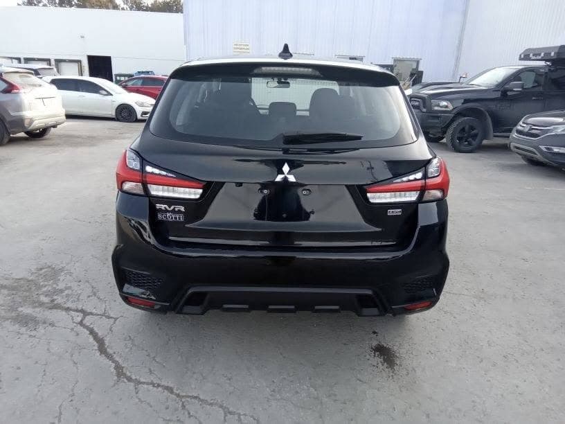 Mitsubishi RVR photo 5