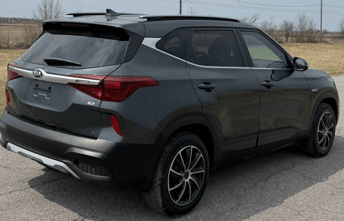 Kia Seltos photo 5
