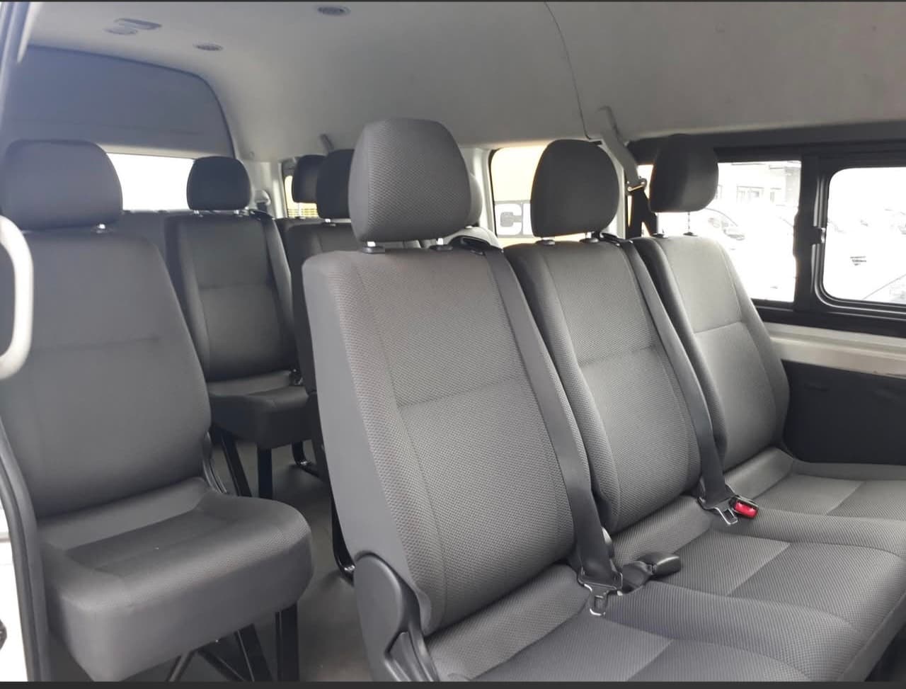 Toyota Hiace 14 Places photo 3