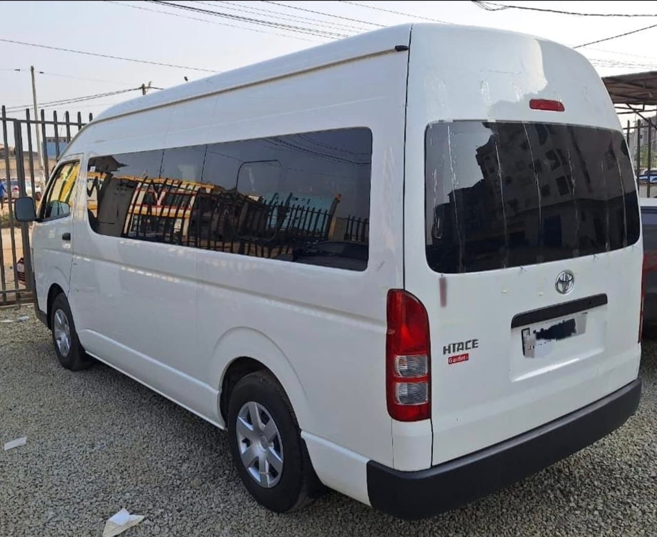 Toyota Hiace 14 Places photo 5