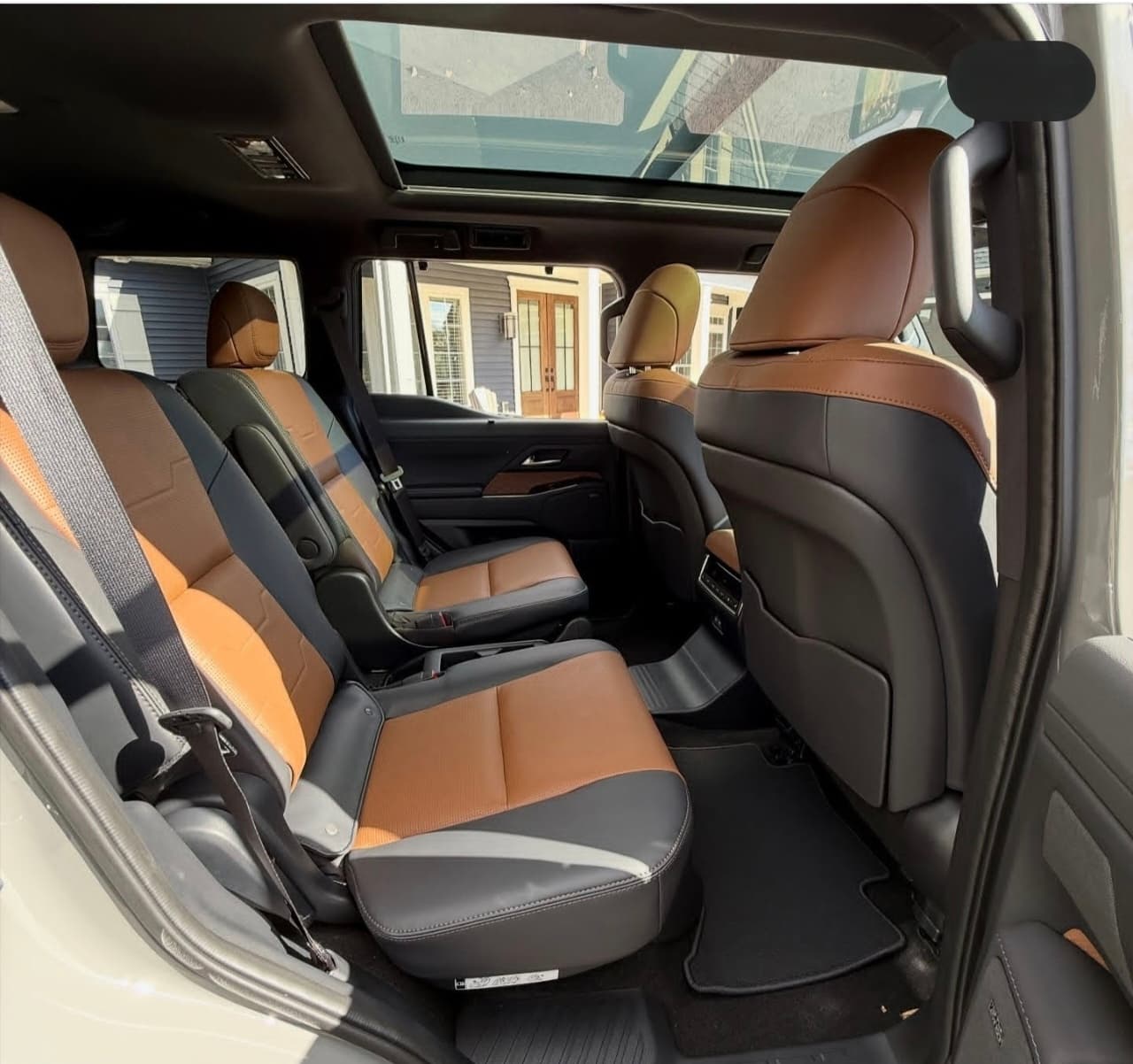 Lexus GX 550 photo 3