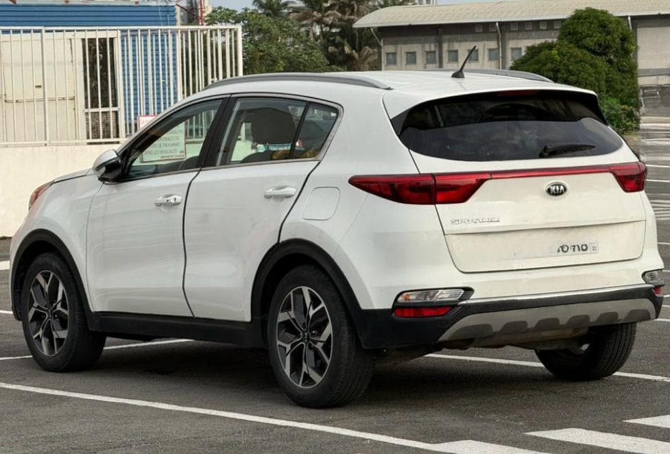 Kia Sportage photo 2