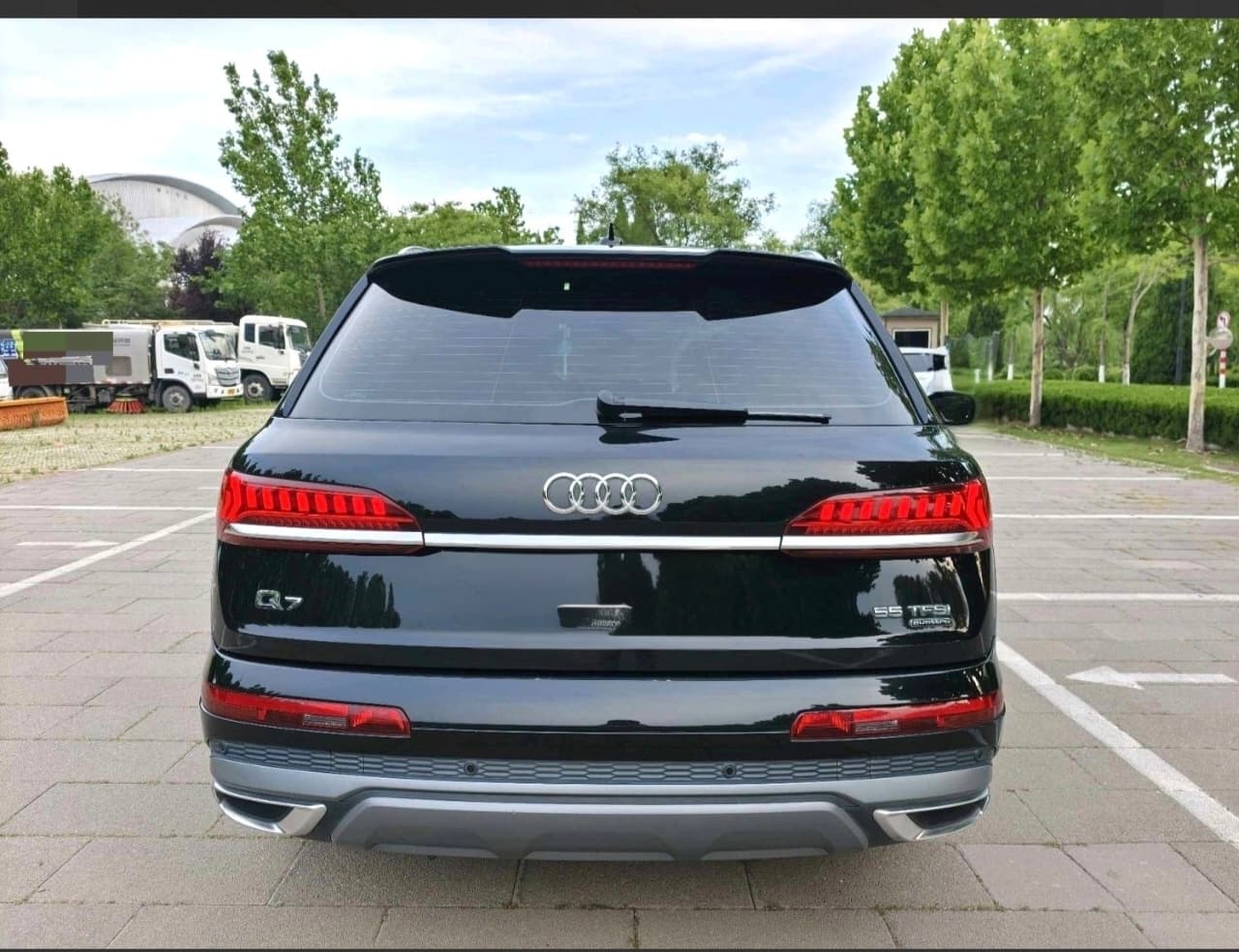 Audi Q7 photo 5
