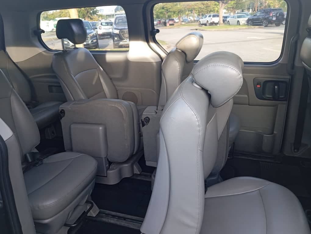 Hyundai Starex 12 places photo 2