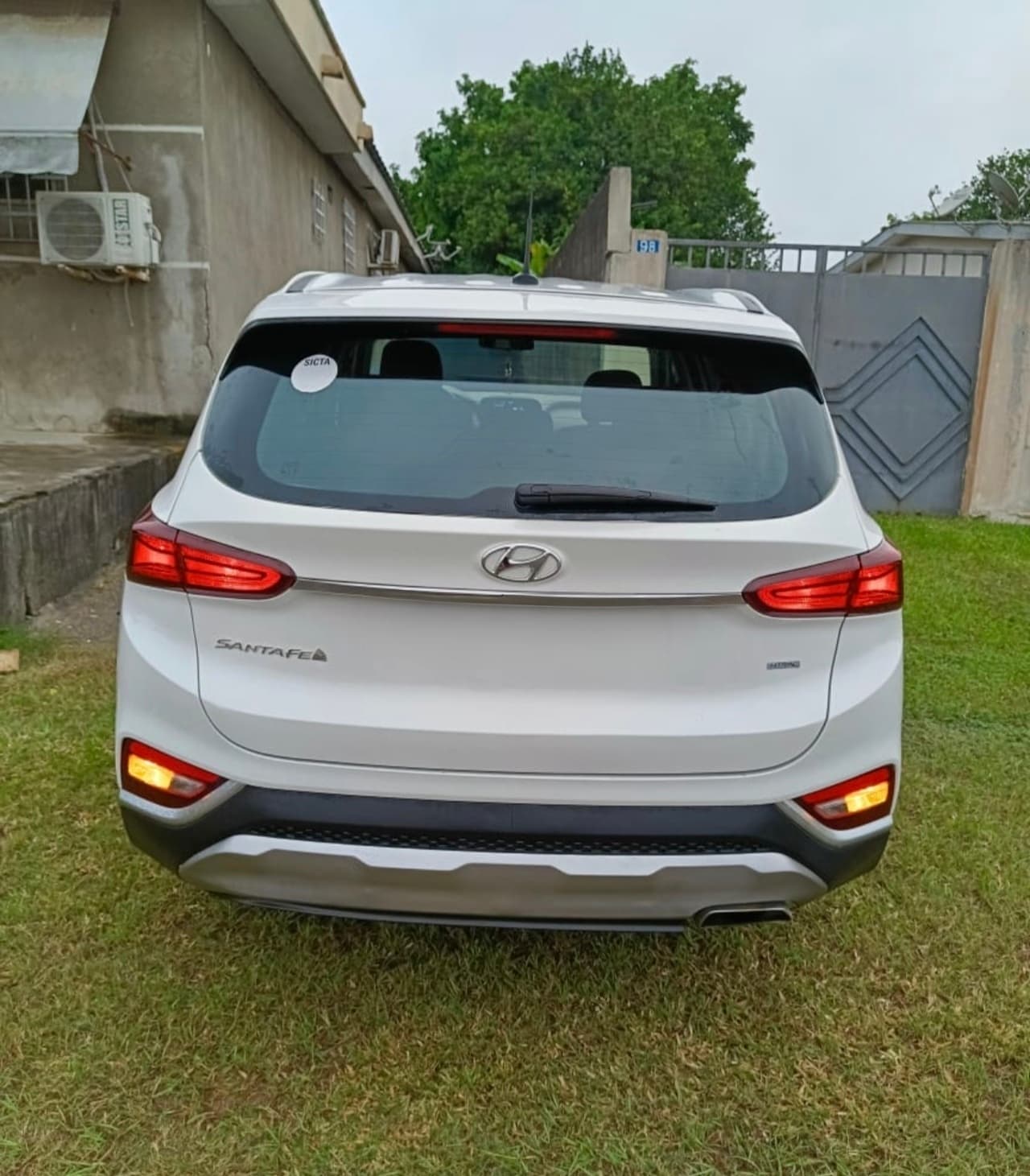 Hyundai Santa Fe photo 5
