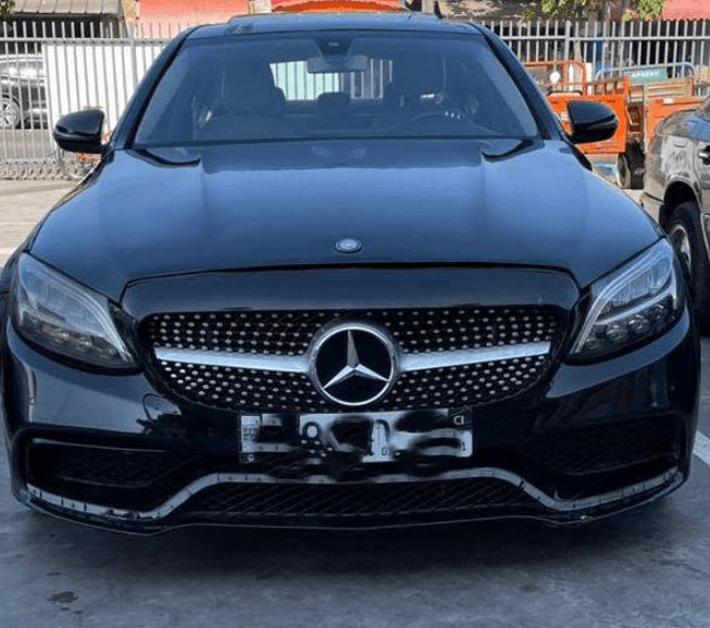 Mercedes-Benz C300