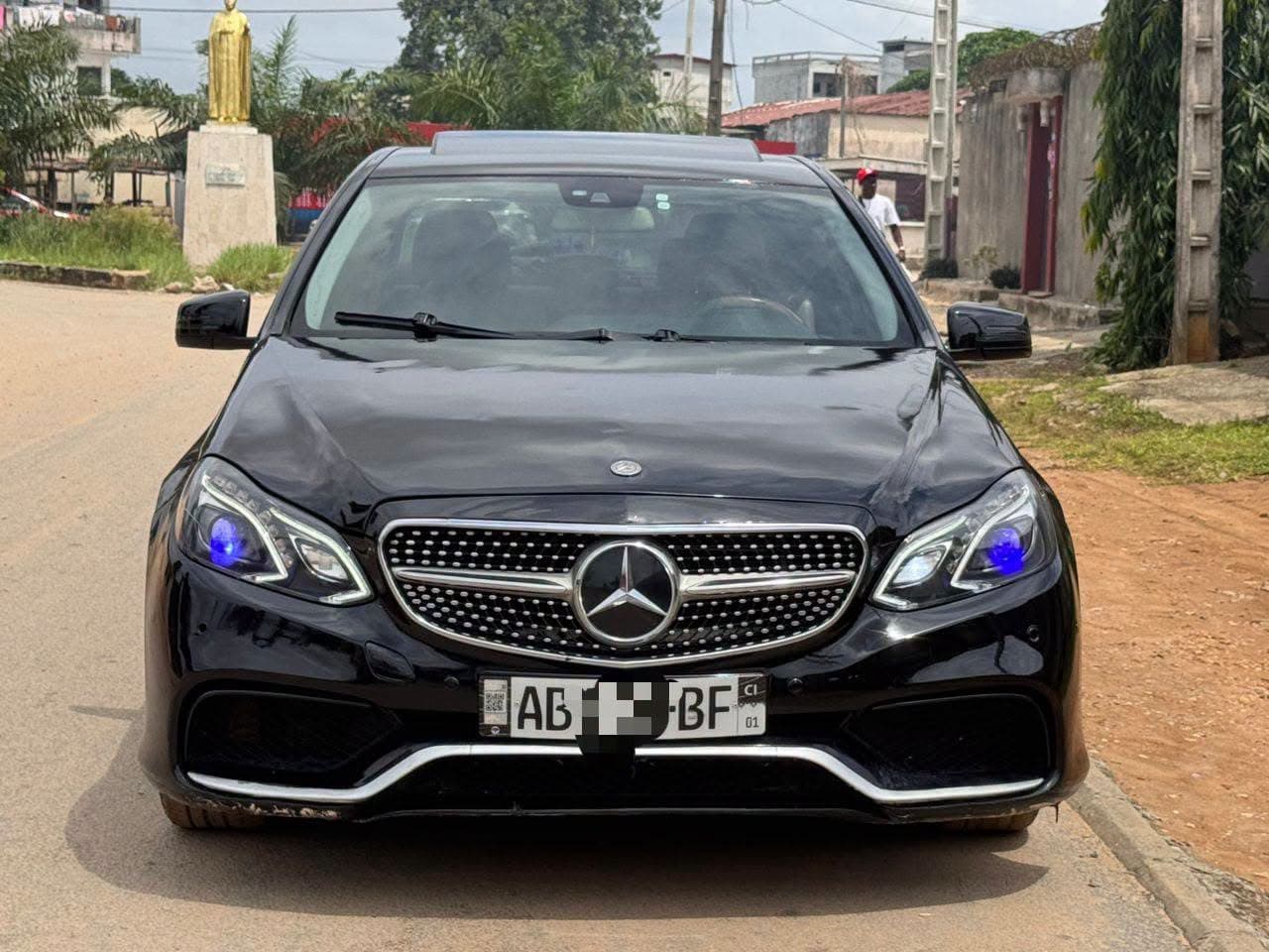 Mercedes-Benz Class E200