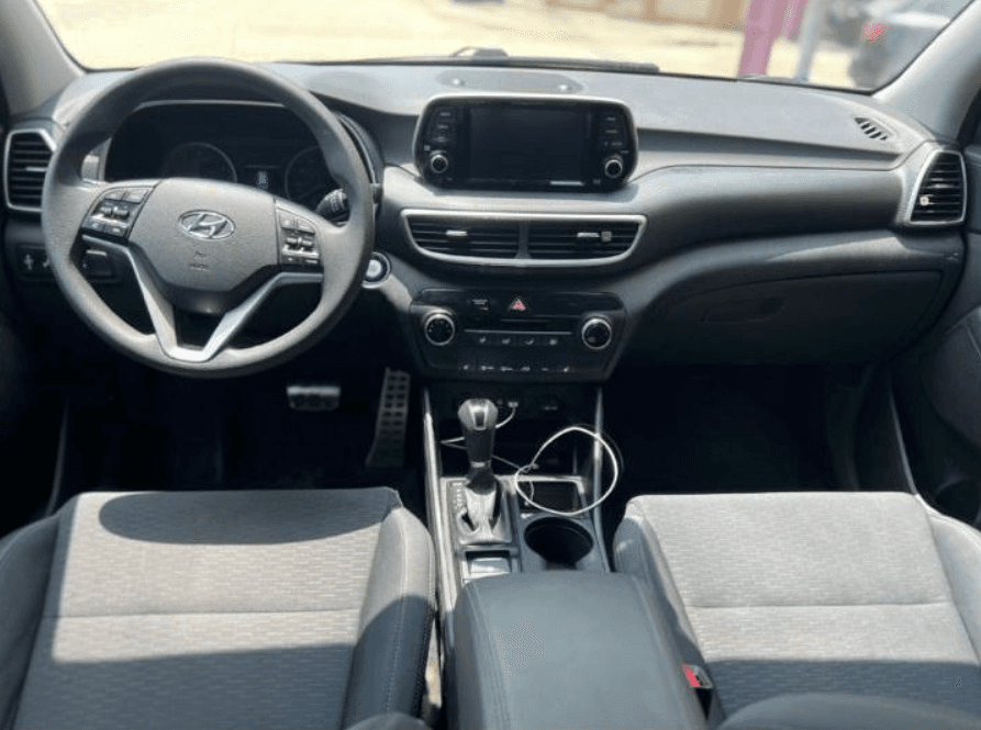Hyundai Tucson photo 3