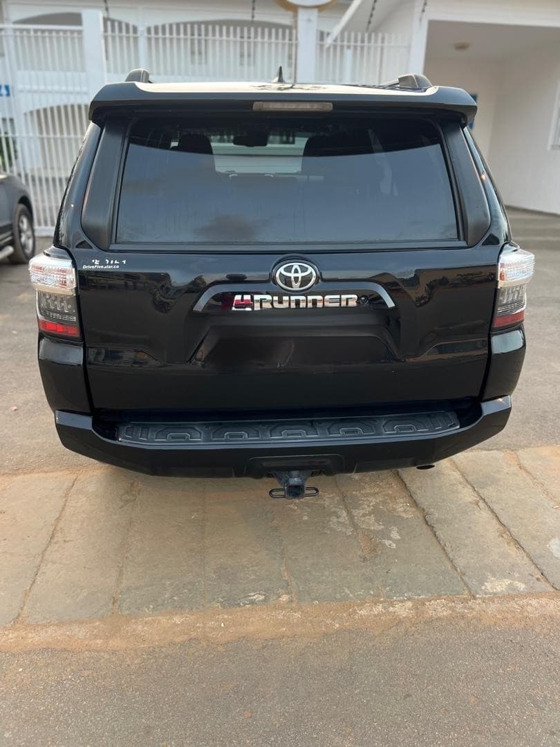 Toyota 4Runner photo 5