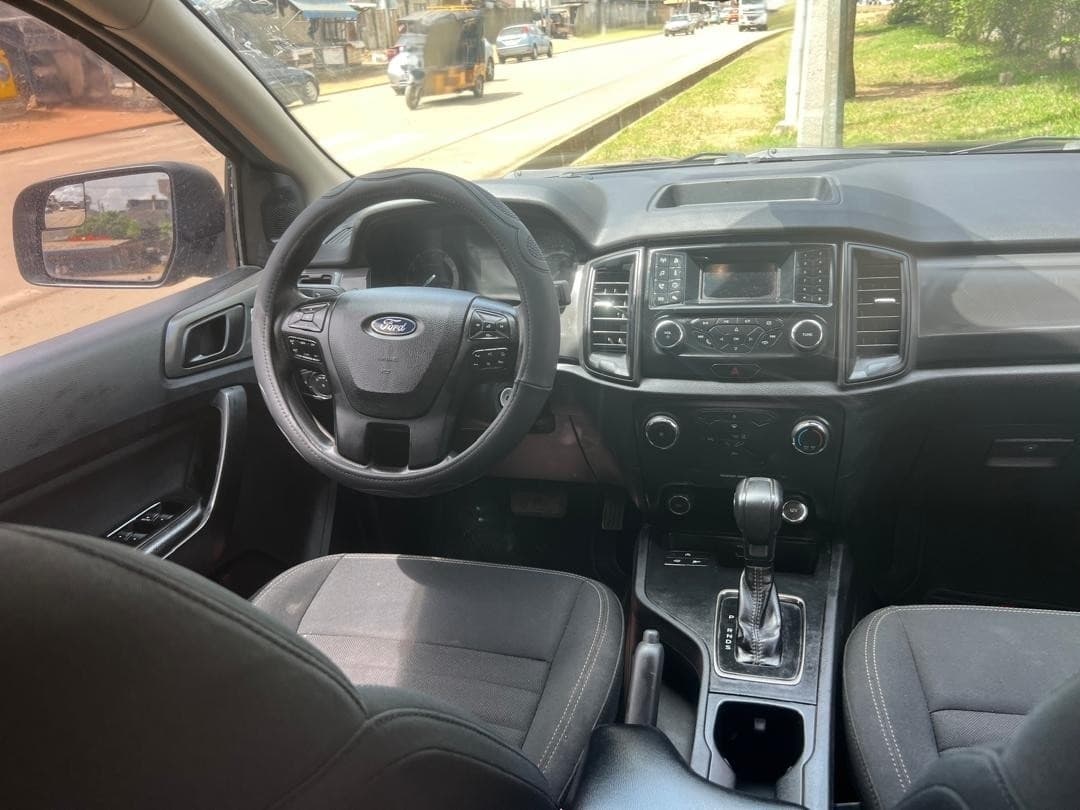 Ford Ranger photo 2