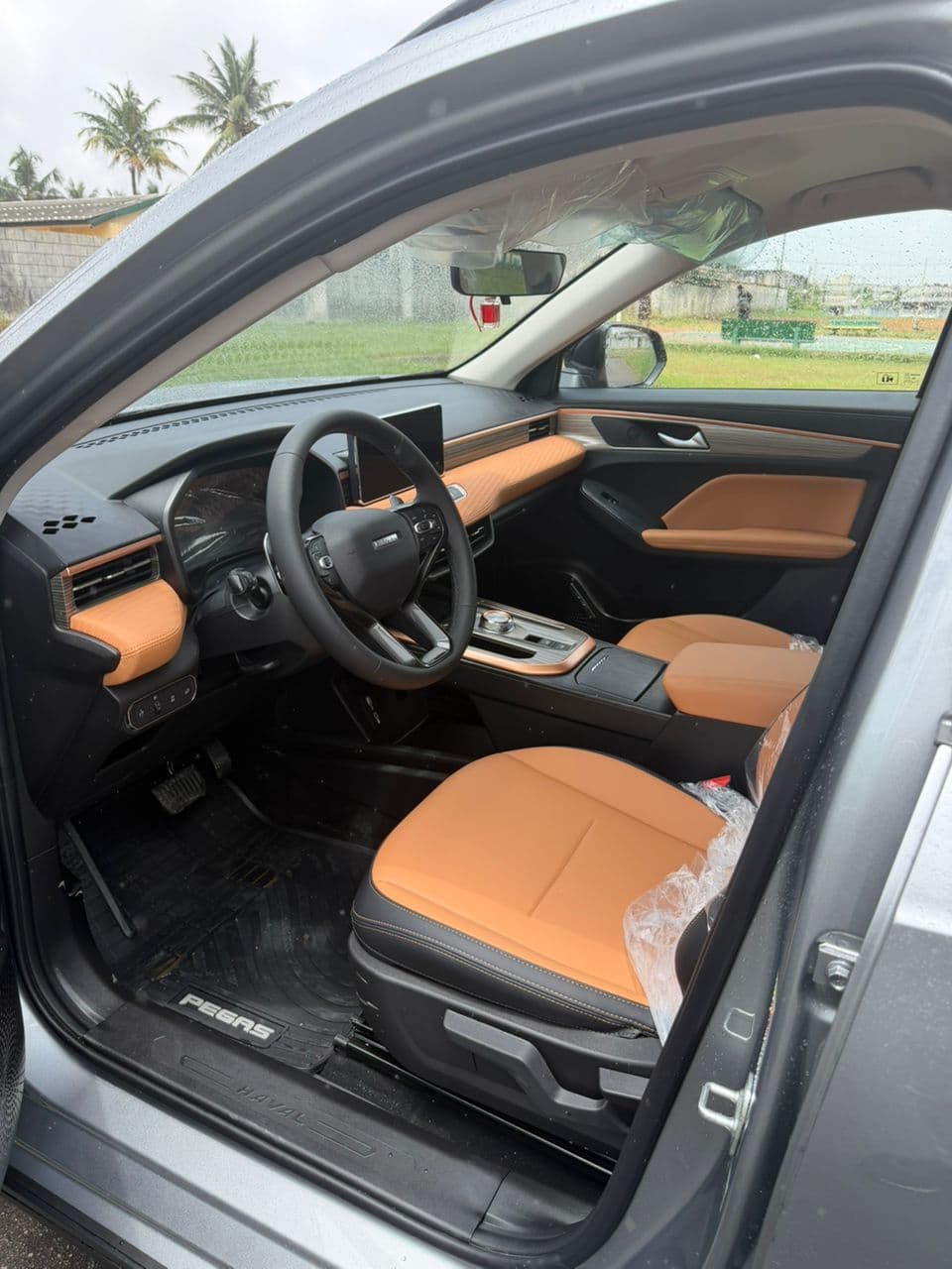 GWM Haval Jolion photo 2